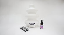 Load image into Gallery viewer, moment wellbeing hub™ with remote control + 1 essential oil blend